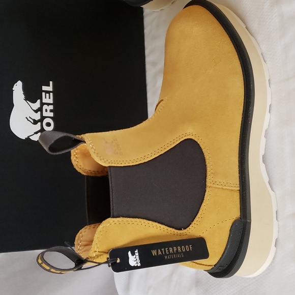 NEW Sorel Hi Line Chelsea Waterproof Leather Boots - Picture 2 of 14